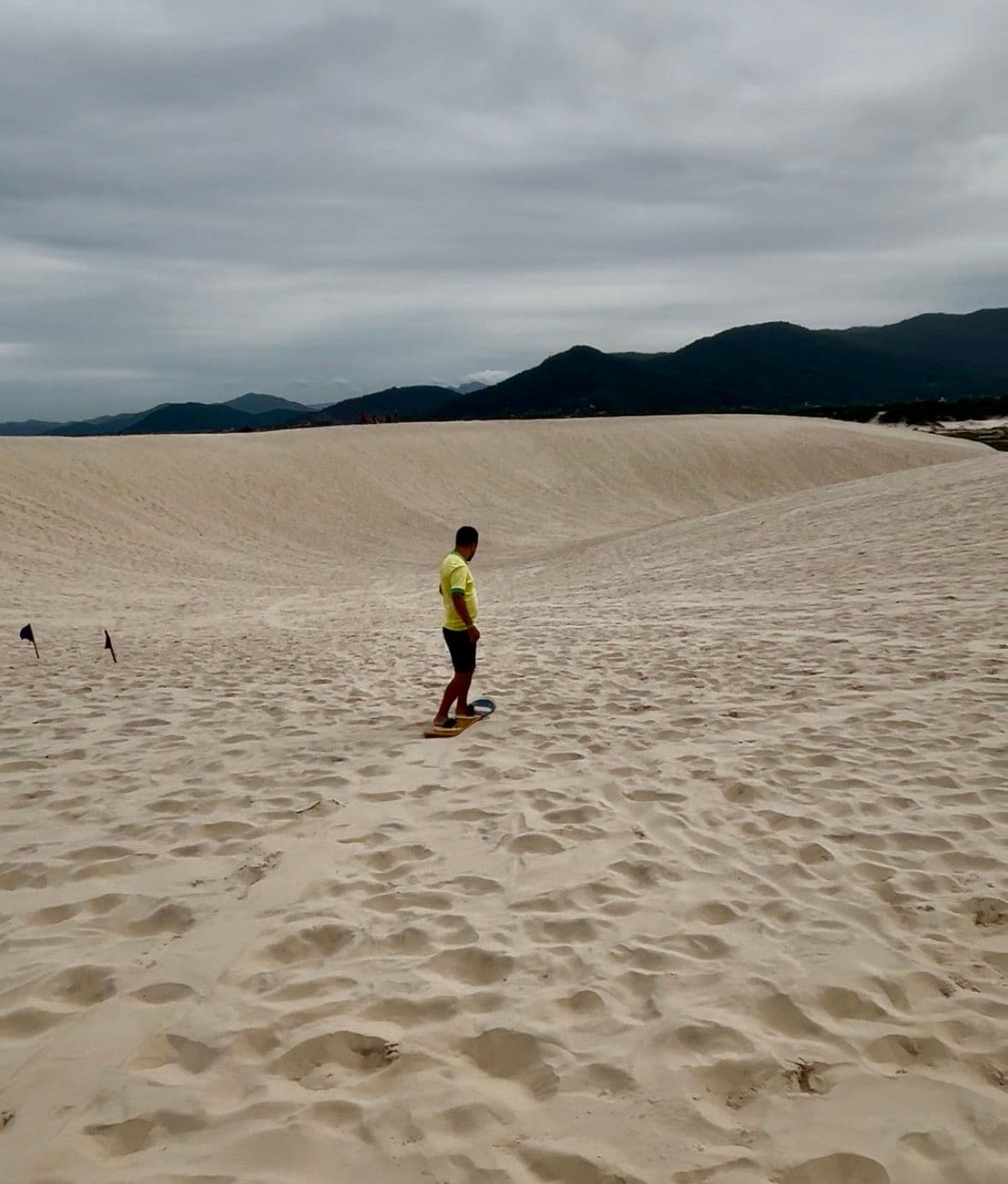Sand board em Dunas da Joaquina em Florianópolis